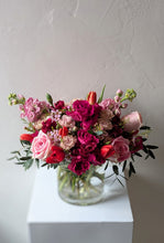 Load image into Gallery viewer, Petite Garden Bouquet for Local Flower Delivery