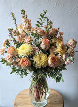 Load image into Gallery viewer, Deluxe Garden Bouquet for Local Flower Delivery