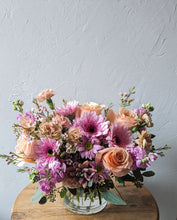 Load image into Gallery viewer, Petite Garden Bouquet for Local Flower Delivery