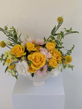 Load image into Gallery viewer, Light and Airy Floral arrangement for local delivery
