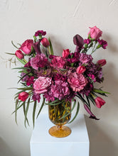 Load image into Gallery viewer, The Juliette flower arrangement for Local Delivery