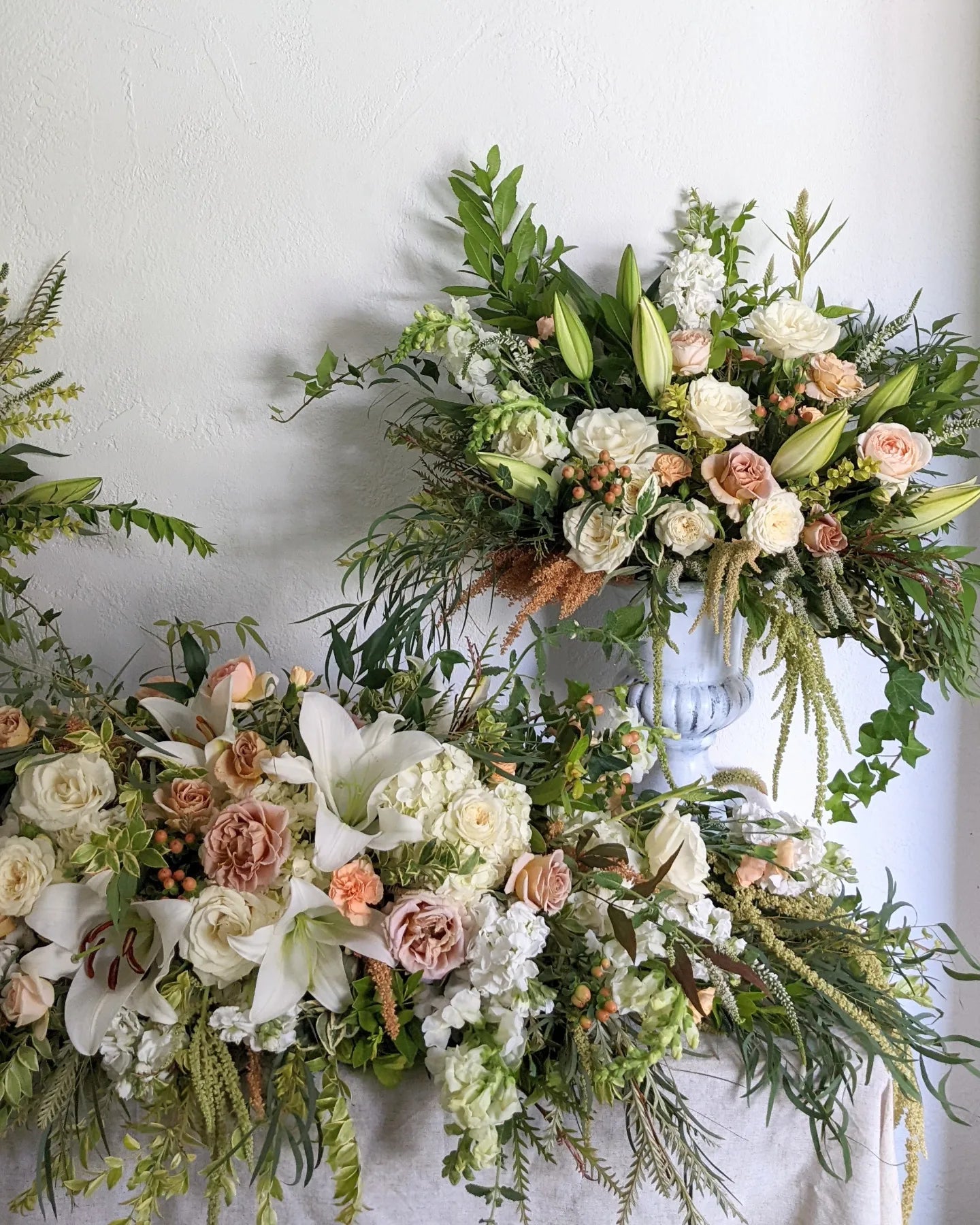 Funeral flower arrangements for Local Flower Delivery