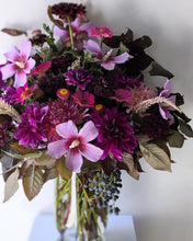 Load image into Gallery viewer, Deluxe Garden Bouquet for Local Flower Delivery
