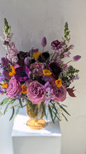 Load image into Gallery viewer, The Juliette flower arrangement for Local Delivery
