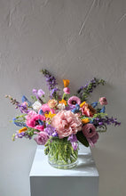 Load image into Gallery viewer, Petite Garden Bouquet for Local Flower Delivery

