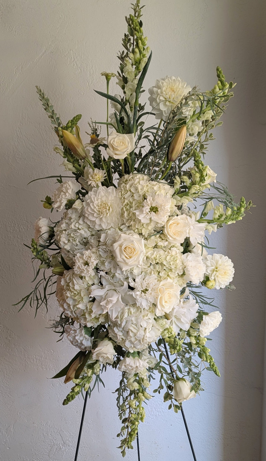 Deluxe standing Floral Spray