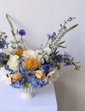 Load image into Gallery viewer, Light and Airy Floral arrangement for local delivery
