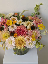 Load image into Gallery viewer, Petite Garden Bouquet for Local Flower Delivery
