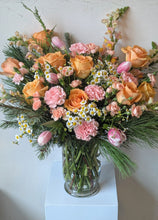 Load image into Gallery viewer, Deluxe Garden Bouquet for Local Flower Delivery
